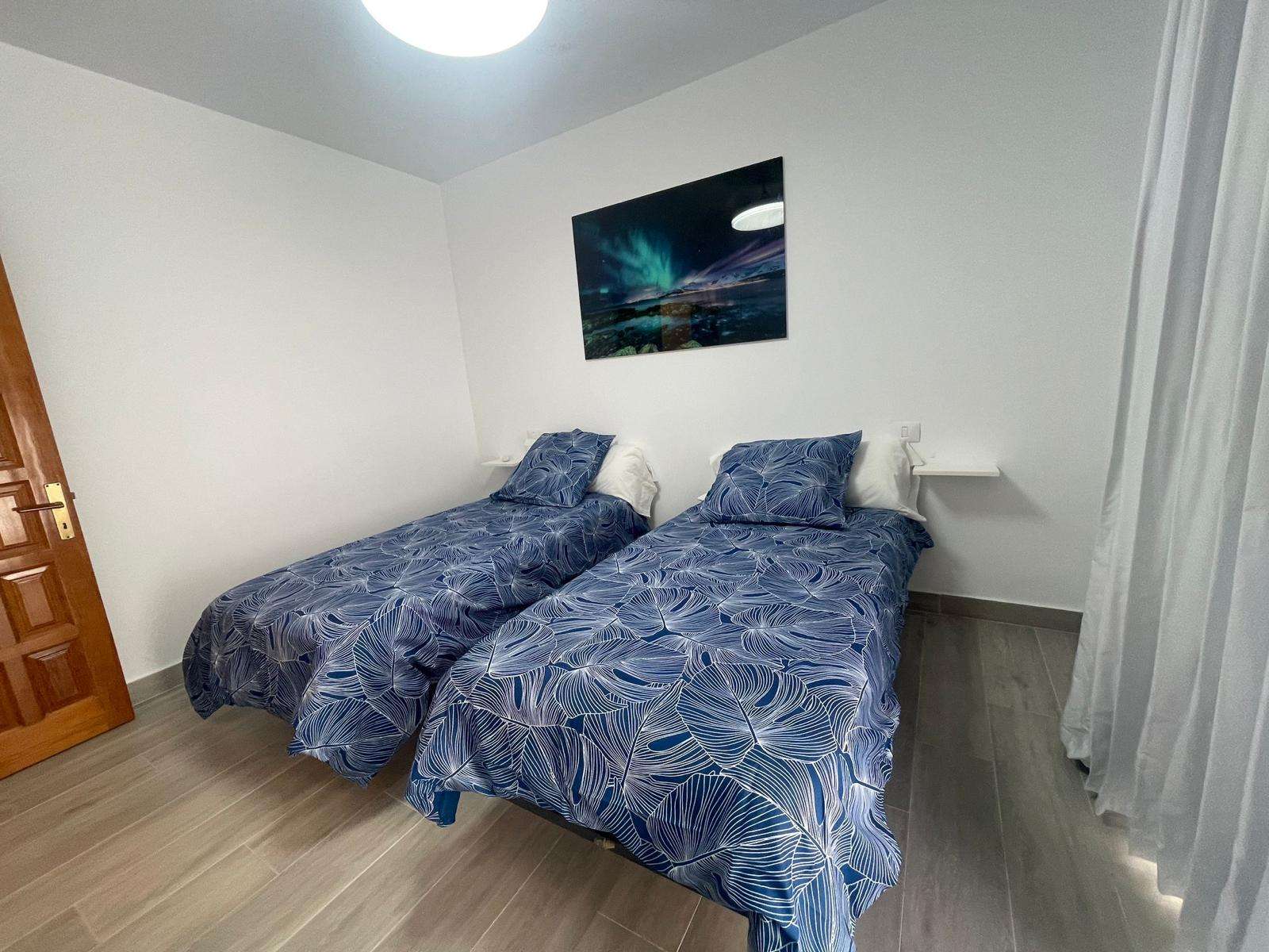 Elegante appartamento ristrutturato con piscina e vista mare a Los Gigantes – Complesso Tamara